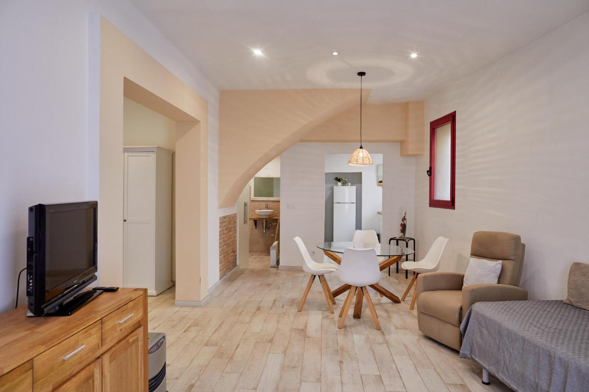 Loft Con Encanto En El Corazon Historico De Peralada Eksteriør bilde