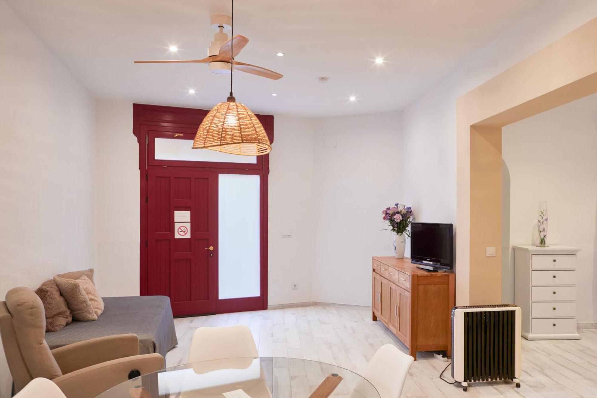 Loft Con Encanto En El Corazon Historico De Peralada Eksteriør bilde